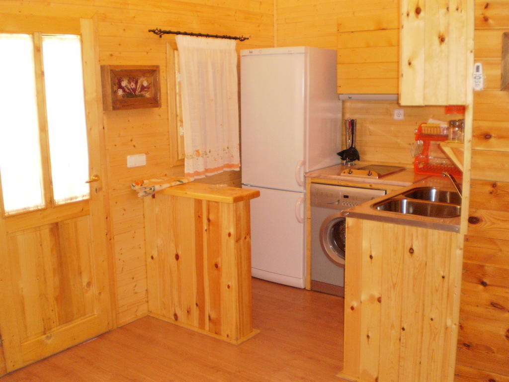 Cabanas De Madera El Rinconcillo Арройо-Фрио Номер фото