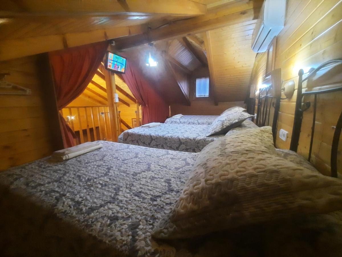 Cabanas De Madera El Rinconcillo Арройо-Фрио Экстерьер фото