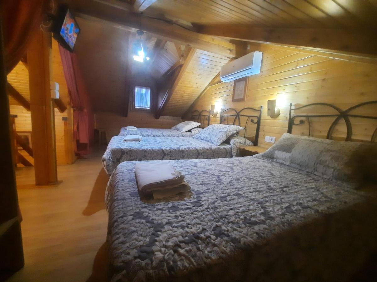 Cabanas De Madera El Rinconcillo Арройо-Фрио Экстерьер фото