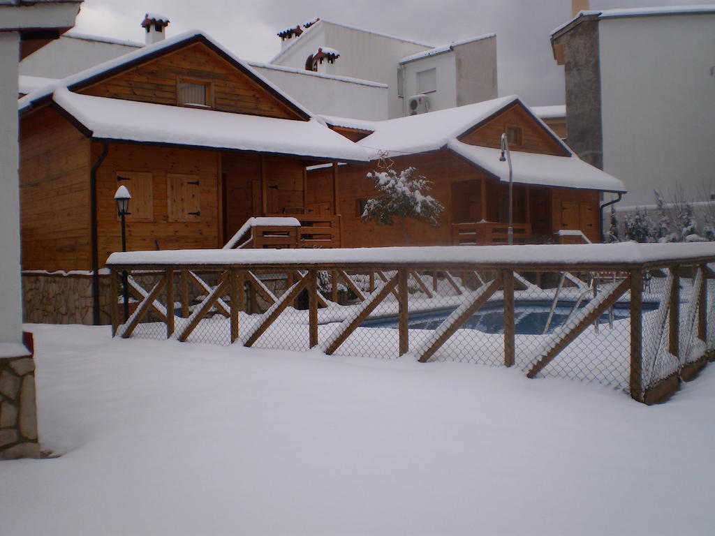 Cabanas De Madera El Rinconcillo Арройо-Фрио Номер фото